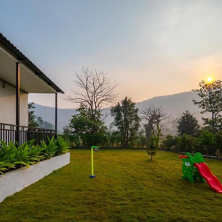 Saffronstays Turquoise Maison, Karjat Exterior foto